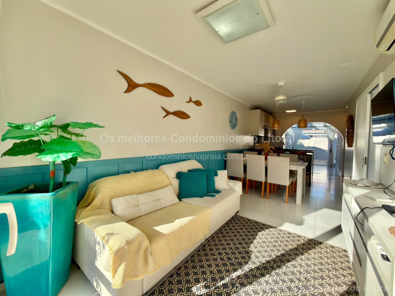 CASA À VENDA NO CONDOMÍNIO CASA HERMOSA | 3 DORMITÓRIOS | MOBILIADA E DECORADA | Xangri-Lá — Xangri-lá