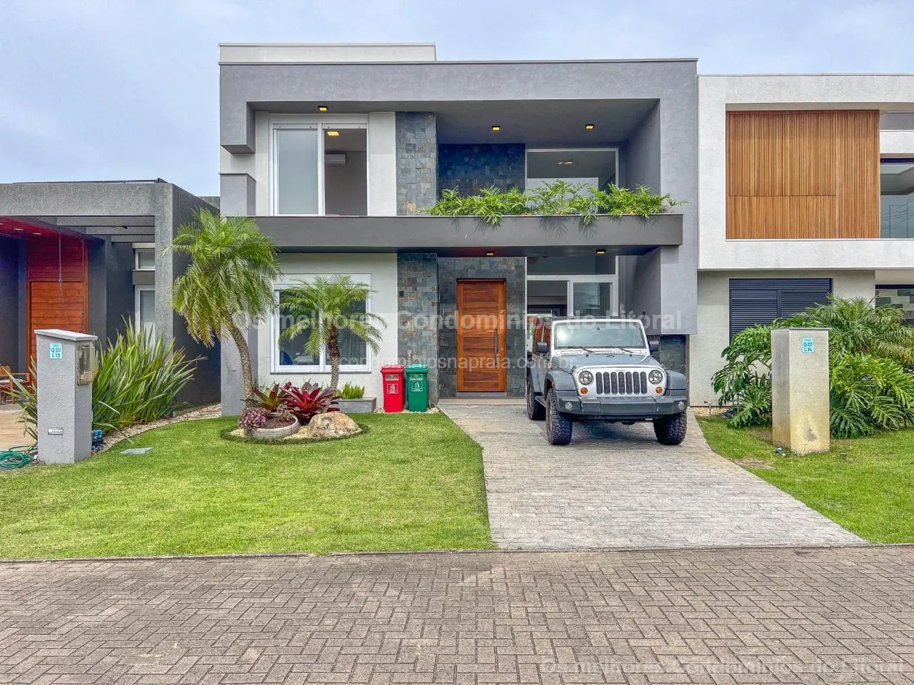 ARQUITETURA CONTEMPORÂNEA E LAZER PRIVATIVO | CASA COM PISCINA NO CONDOMÍNIO BLUE | XANGRI-LÁ — Xangri-lá