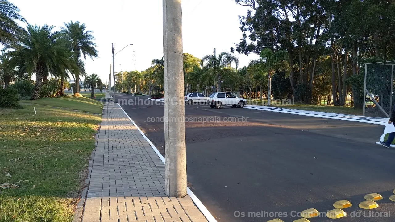 TERRENO À VENDA NO CONDOMÍNIO VELAS DA MARINA | 450 m² | CAPÃO DA CANOA — Capão da Canoa