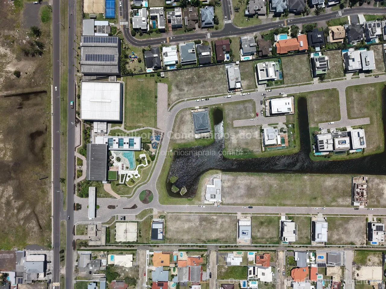 TERRENO À VENDA NO CONDOMÍNIO LOS COBOS | 470,83 m² | POSIÇÃO LESTE | XANGRI-LÁ — Xangri-lá