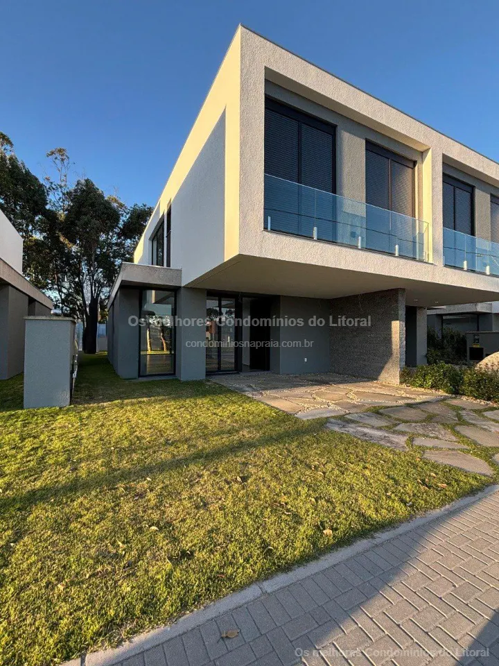 CASA À VENDA NO CONDOMÍNIO AMANÁ | 3 SUÍTES | XANGRI-LÁ — Xangri-lá